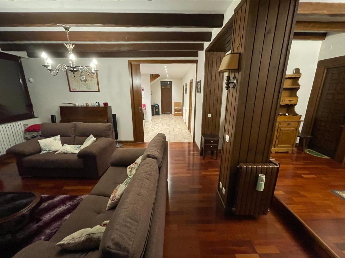 Txorienea Rural Villa อีรุน ภายนอก รูปภาพ
