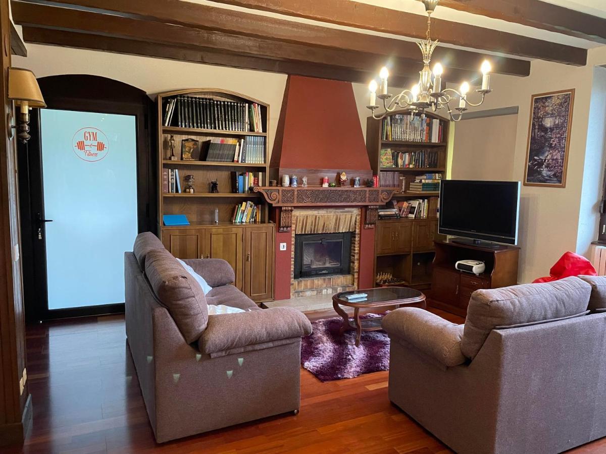 Txorienea Rural Villa อีรุน ภายนอก รูปภาพ