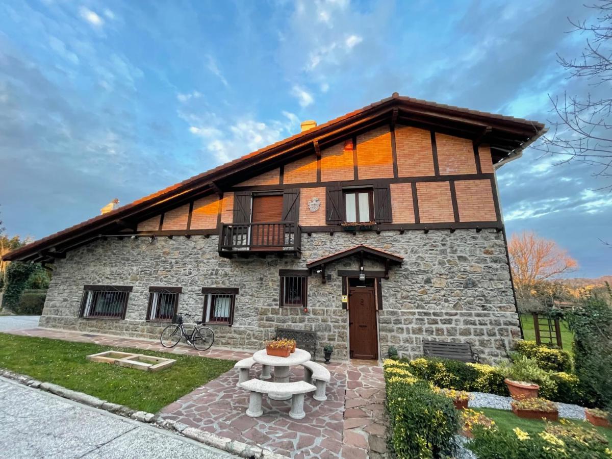 Txorienea Rural Villa อีรุน ภายนอก รูปภาพ